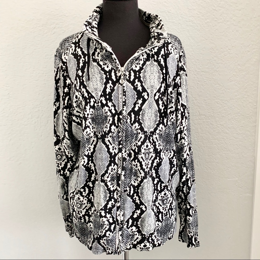 SOMA INTIMATES snakeskin print soft zip up…